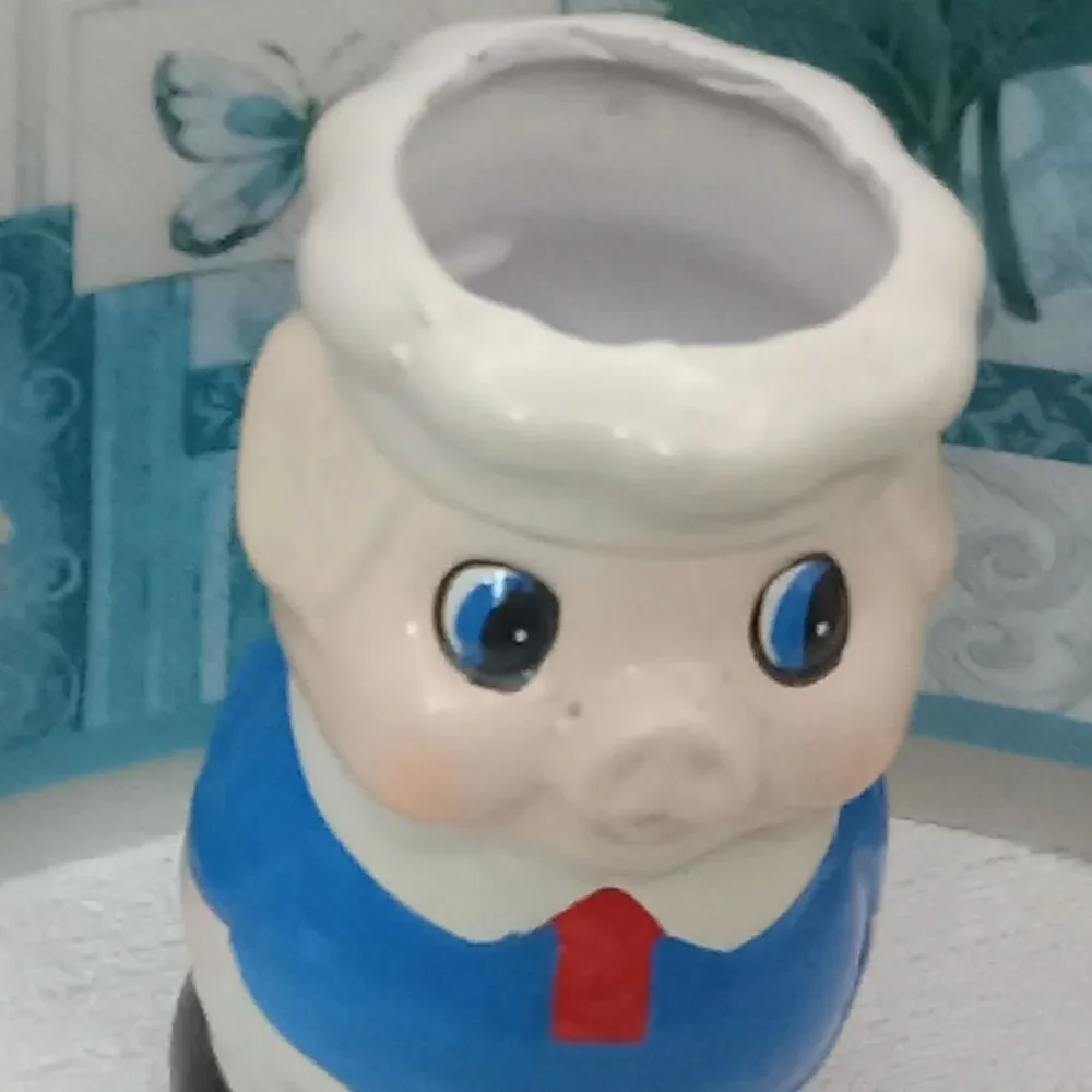 Unbranded novelty cartoonish
